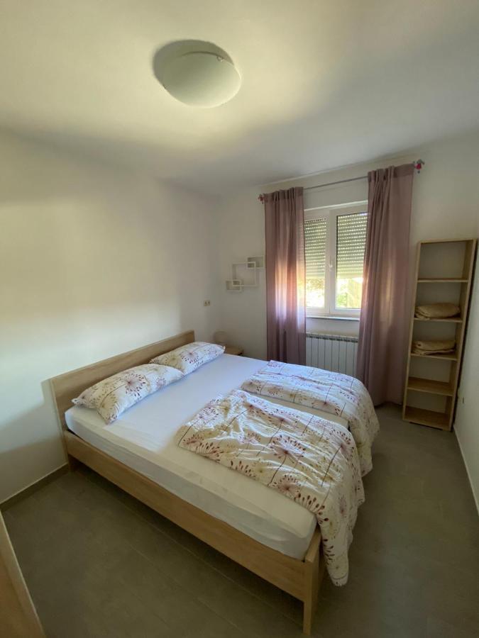 Apartman Ana Kampor Exteriér fotografie