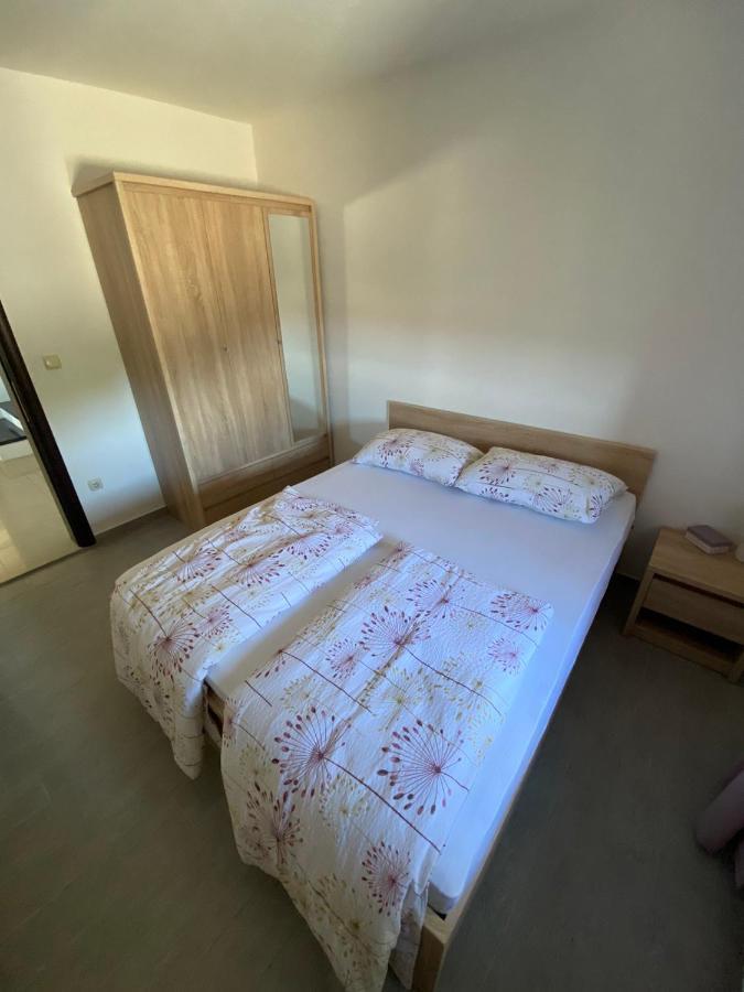 Apartman Ana Kampor Exteriér fotografie